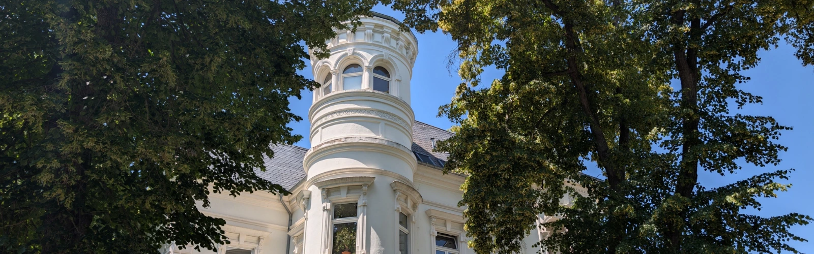 ueber-uns-header
