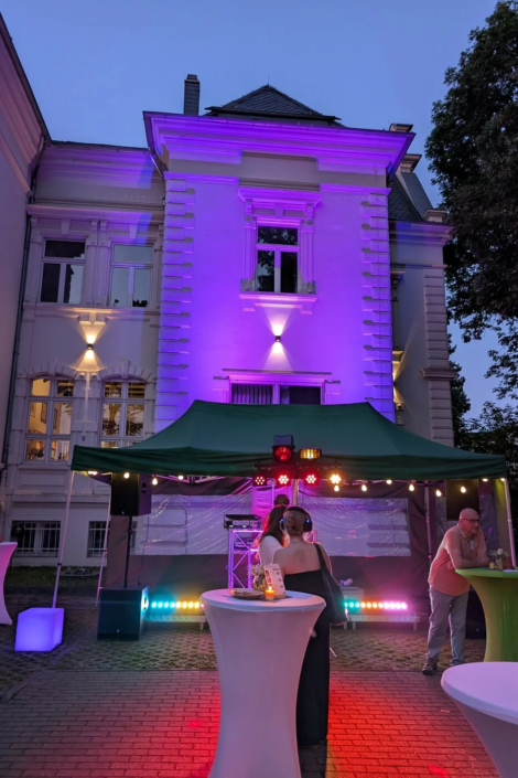 Bühnenlicht und Lounge-Beleuchtung
